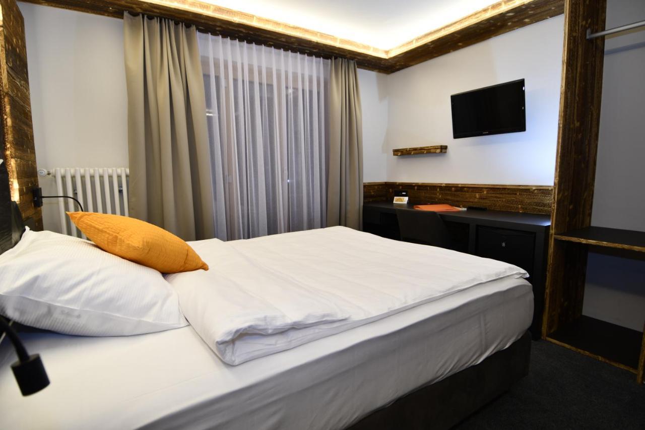 צרמט Hotel Elite מראה חיצוני תמונה