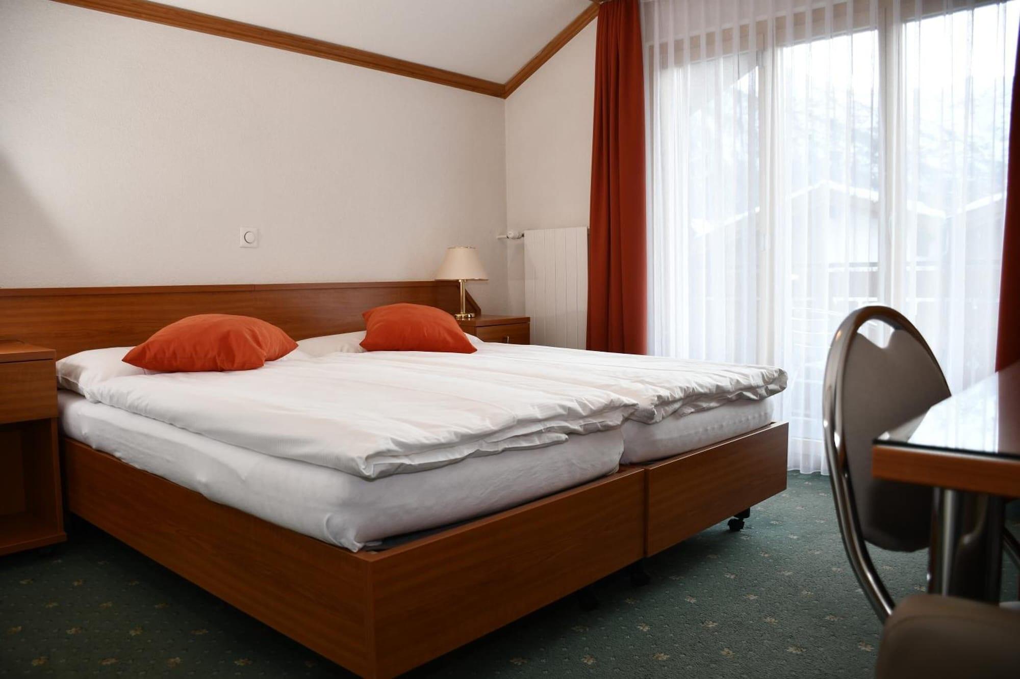 צרמט Hotel Elite מראה חיצוני תמונה