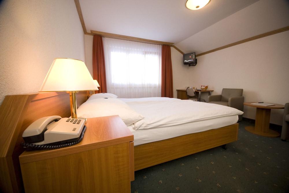 צרמט Hotel Elite מראה חיצוני תמונה