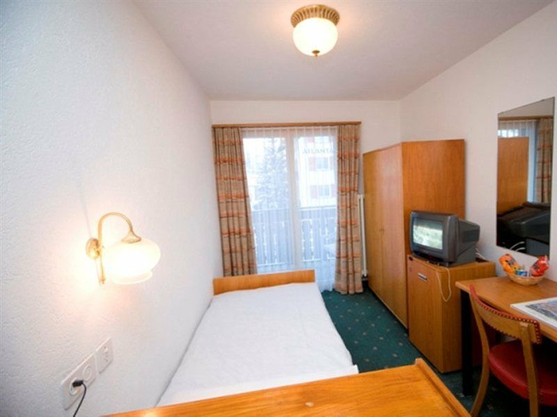 צרמט Hotel Elite חדר תמונה
